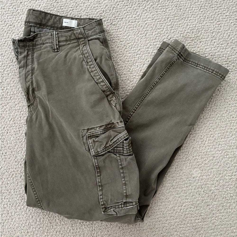 GAP Men's Khaki Cargo Pants